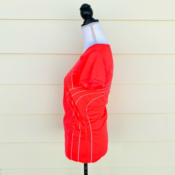 Athleta Finish Fast Line Tee - Picture 5 of 10